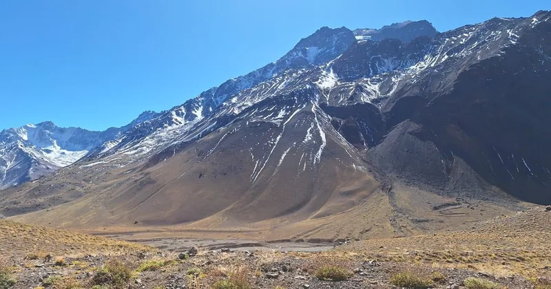 Andes High Mountain Full-Day Tour
